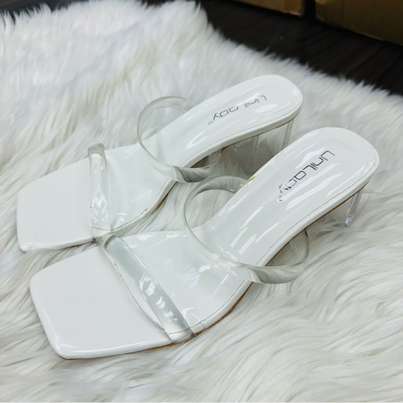 White strap clear heel - Picture 3 of 7